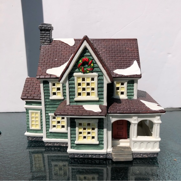 Porcelain Lighted House, Christmas Village - Picture 2 of 12